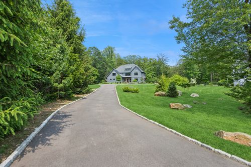 232 Bayberry Ln, Westport, CT, 06880-1606 | Card Image