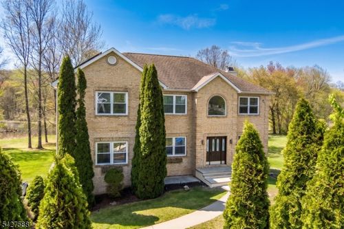 26 Swan Ln, Lake Hopatcong, NJ, 07849-2447 | Card Image