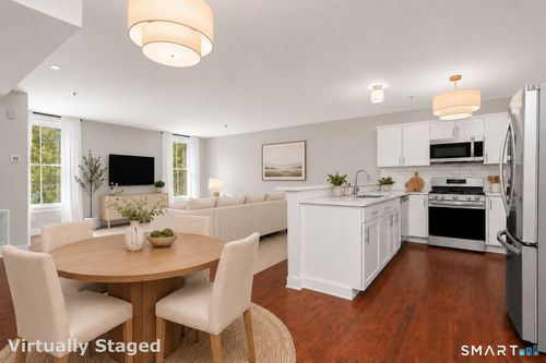 24-16-18 Ann St, Norwalk, CT, 06854-2295 | Card Image