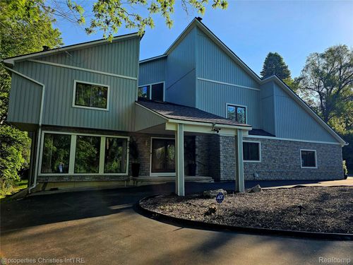 1830 Lone Pine Rd, Bloomfield Hills, MI, 48302-2517 | Card Image