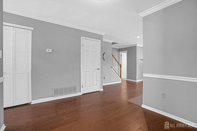 22 Colleen Ct, Townhouse with 2 bedrooms, 3 bathrooms and null parking in Kendall Park NJ | Image 16