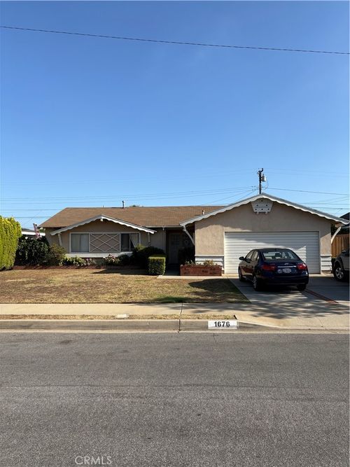 1676 E Wingate St, Covina, CA, 91724-2824 | Card Image