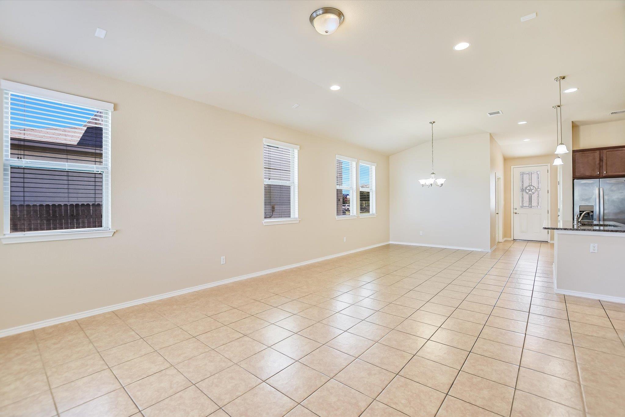 Residential Lease in Pflugerville 2
