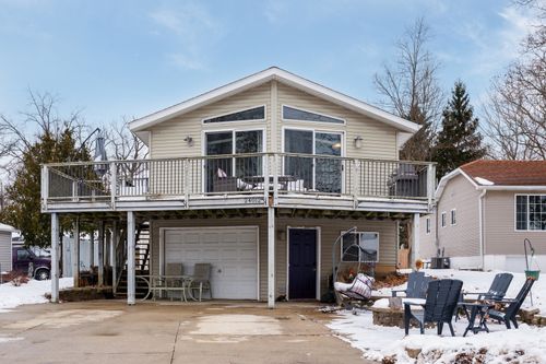 24012 64th Pl, Salem, WI, 53168-9607 | Card Image