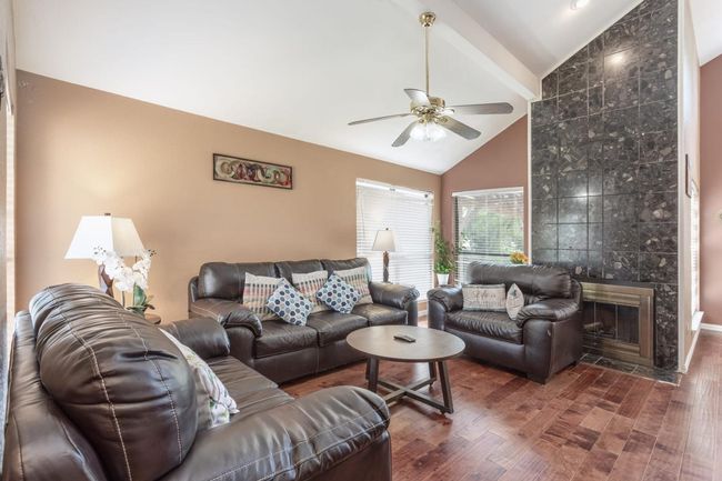 3852 Suffolk Ln, House other with 3 bedrooms, 3 bathrooms and null parking in Plano TX | Image 6