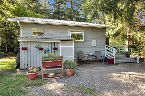 13608 River Rd, Granite Falls, WA, 98252-9554 | Card Image