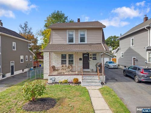 303 Washington Ave, Nutley, NJ, 07110-1923 | Card Image