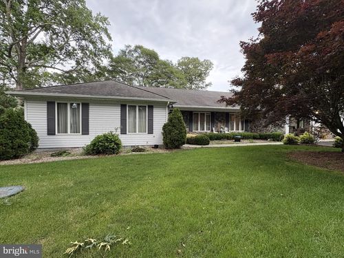 30823 Dogwood Dr, Laurel, DE, 19956-3943 | Card Image