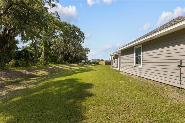 173 Sw 24 Th Ave, House other with 3 bedrooms, 2 bathrooms and 2 parking in Trenton FL | Image 46
