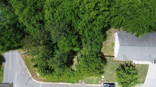 111 Jarrett Dr, Calhoun, GA, 30701-5733 | Card Image