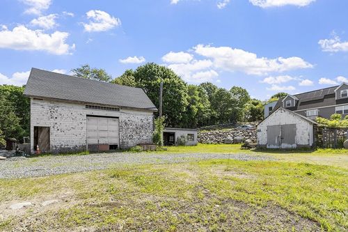 2 Deacon Farm Ln, Gloucester, MA, 01930-5317 | Card Image
