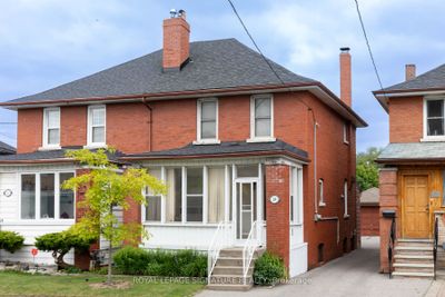 214 Mortimer Ave, House attached with 3 bedrooms, 2 bathrooms and 2 parking in East York ON | Image 1