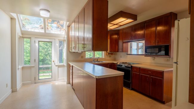 288 Upper Pinnacle Rd, House other with 2 bedrooms, 3 bathrooms and null parking in Stowe VT | Image 14