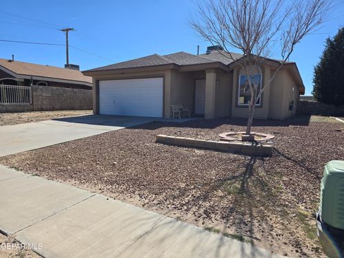 1400 Cravens St, Anthony, TX, 79821-7349 | Card Image