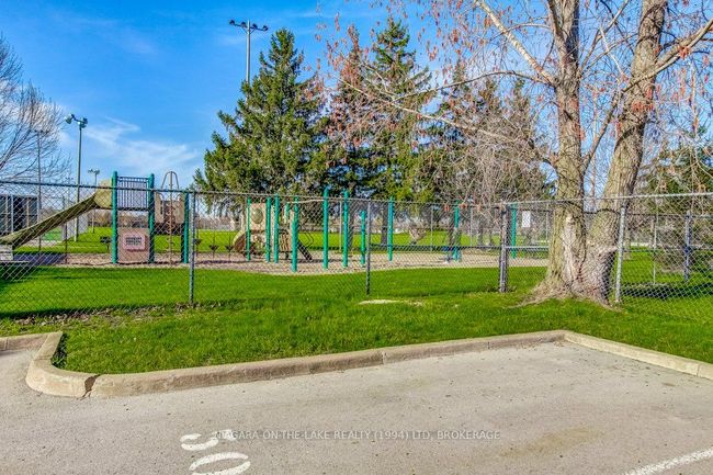 202 - 678 Line 2 Rd, Condo with 2 bedrooms, 2 bathrooms and 1 parking in Niagara on the Lake ON | Image 25