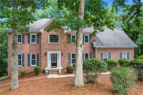 5525 Hampstead Way, Johns Creek, GA, 30097-5701 | Card Image