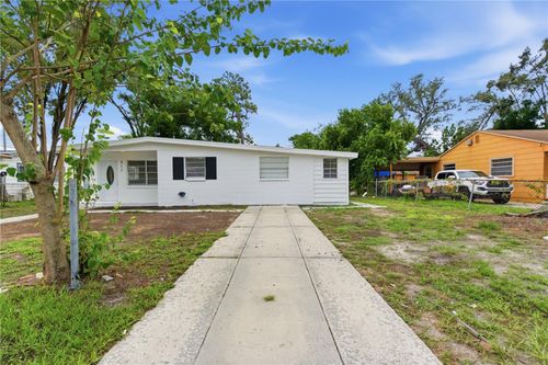 317 E Hydrangia St, TAMPA, FL, 33612-7418 | Card Image