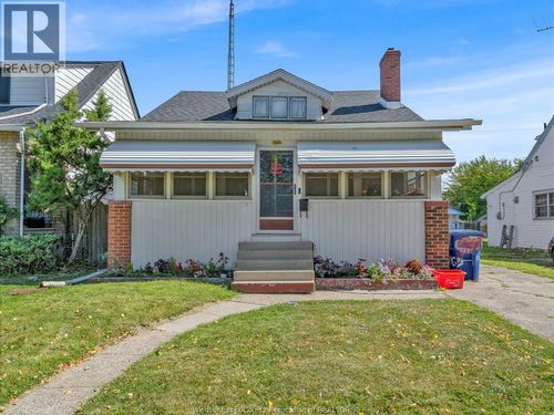 1560 Janette Ave, Windsor, ON, N8X1Z6 | Card Image