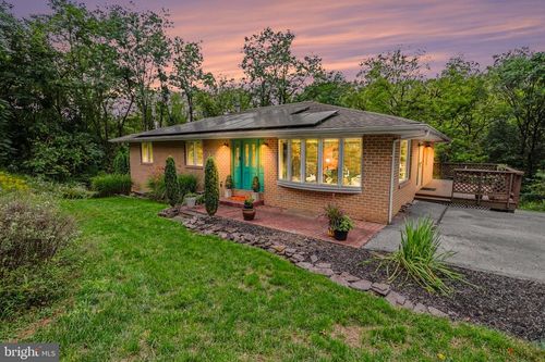 745 Felty Dr, HARRISBURG, PA, 17111-5302 | Card Image