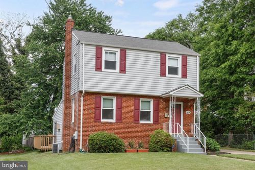 9816 53rd Ave, COLLEGE PARK, MD, 20740-4628 | Card Image