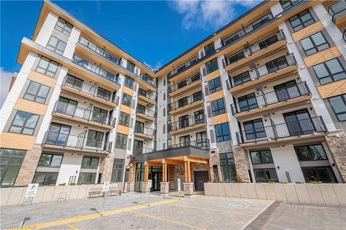 108-101 Golden Eagle Rd, Waterloo, ON, N2V0H4 | Card Image