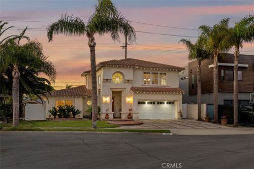 9112 Playa Dr, Huntington Beach, CA, 92646-8317 | Card Image