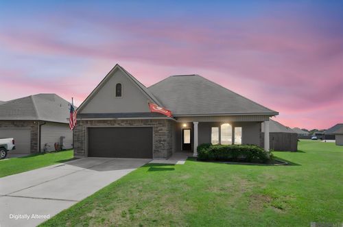 42408 Harborstone Ave, Prairieville, LA, 70769-6391 | Card Image