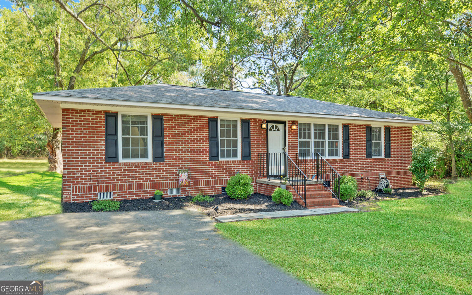 Opal Ext, Hartwell, GA 30643
