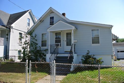 552 Sedgewick Ave, Stratford, CT, 06615-6919 | Card Image