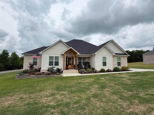 1 Avrey Ln, Greenbrier, AR, 72058-8070 | Card Image