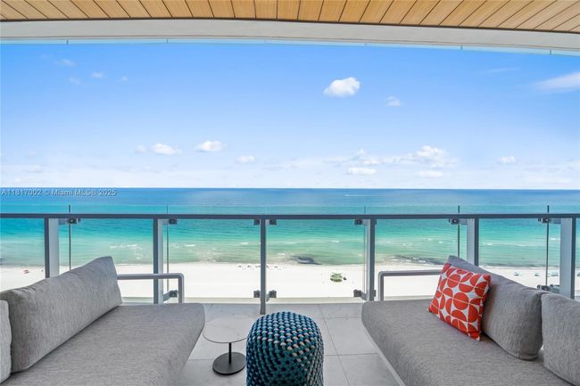APT-1602 - 5775 Collins Ave, Condo with 2 bedrooms, 3 bathrooms and null parking in Miami Beach FL | Image 30