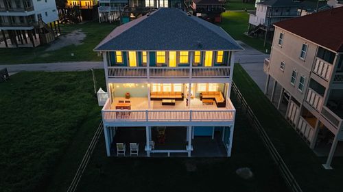 112 Ocean Shore Dr, Crystal Beach, TX, 77650 | Card Image