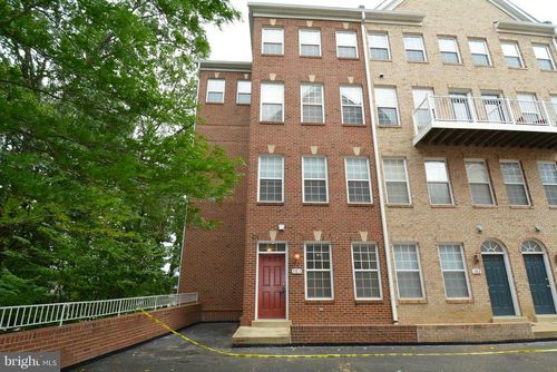 ste-101-2665 Manhattan Pl, VIENNA, VA, 22180-7379 | Card Image