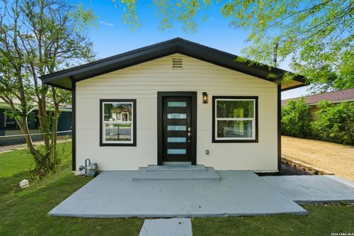 1604 Valencia, San Antonio, TX, 78237-2758 | Card Image