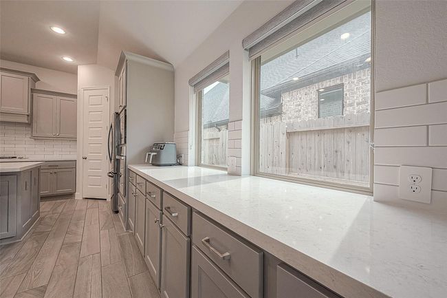 29042 Hauter Way, House other with 4 bedrooms, 4 bathrooms and 3 parking in Fulshear TX | Image 36