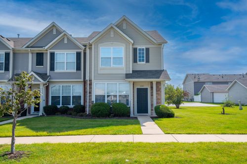 11471 Vermont Pl, Crown Point, IN, 46307 | Card Image