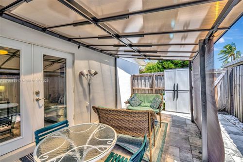 2751-2751 Ne 9th Ter, Pompano Beach, FL, 33064-5323 | Card Image