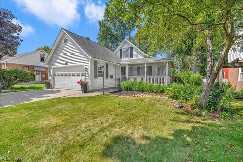 360 Huntmere Dr, Bay Village, OH, 44140-2504 | Card Image