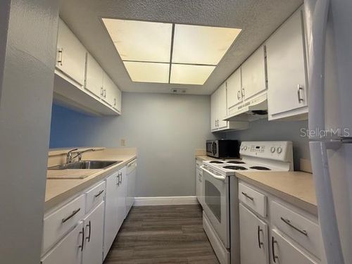 l102-1656 Sunny Brook Ln Ne, Palm Bay, FL, 32905-6520 | Card Image