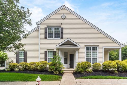 7518 Acela St, Columbus, OH, 43235-6719 | Card Image