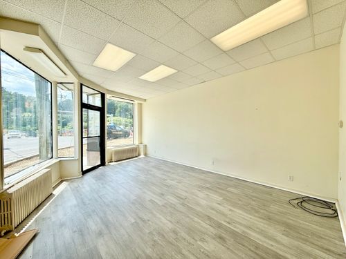 76 Bank St, Seymour, CT, 06483-2856 | Card Image