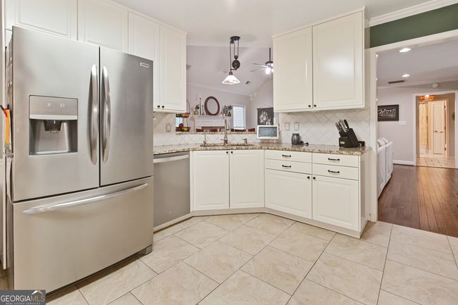 139 Crown Forest Dr, House other with 5 bedrooms, 3 bathrooms and null parking in Mcdonough GA | Image 7