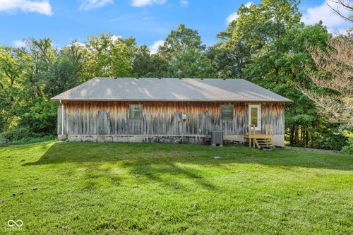 8271 S Indian Ridge Rd, Leavenworth, IN, 47137-8221 | Card Image