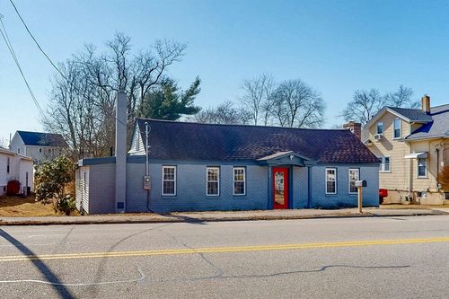 412 Newport Ave, Attleboro, MA, 02703-5618 | Card Image