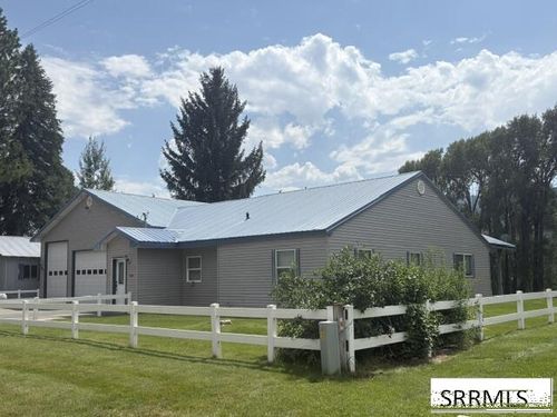 158 Riverwood Dr, Irwin, ID, 83428-5046 | Card Image