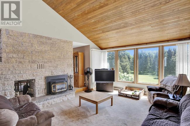 205 Demchuk Rd, Home with 3 bedrooms, 3 bathrooms and null parking in Thunder Bay ON | Image 7