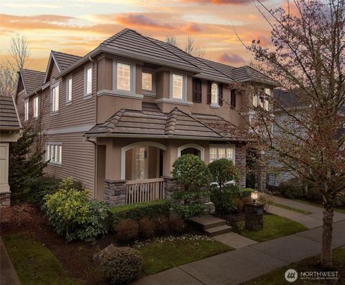 17248 Ne 46th Ct, Redmond, WA, 98052-5268 | Card Image