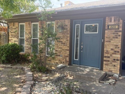 2211 Placid Dr, Carrollton, TX, 75007-5719 | Card Image