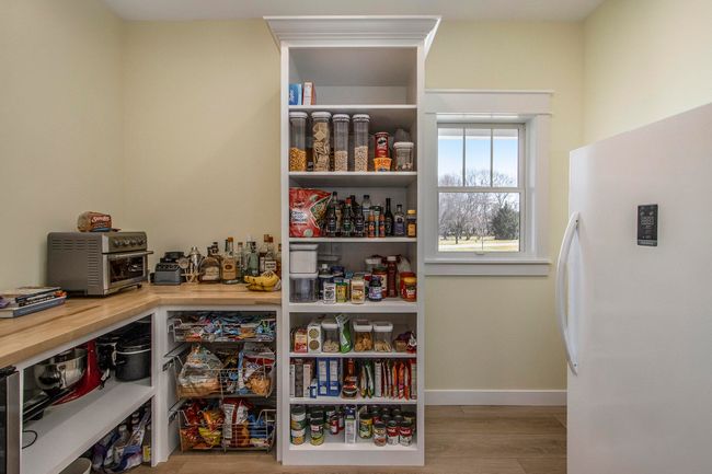 A dream pantry! | Image 14