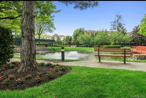 apt-6v-1 Bay Club Dr, Bayside, NY, 11360-2949 | Card Image